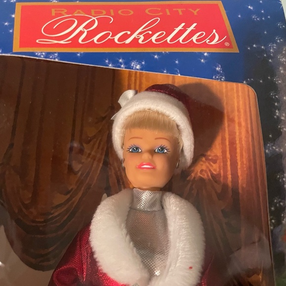 Rockette 12" Doll Radio City Music Hall Christmas Spectacular NIB - Picture 6 of 6